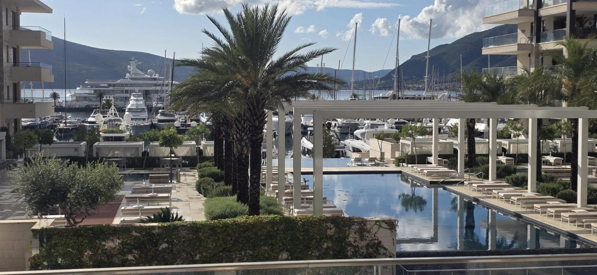 Porto Montenegro Luxurious Elena 蒂瓦特 外观 照片
