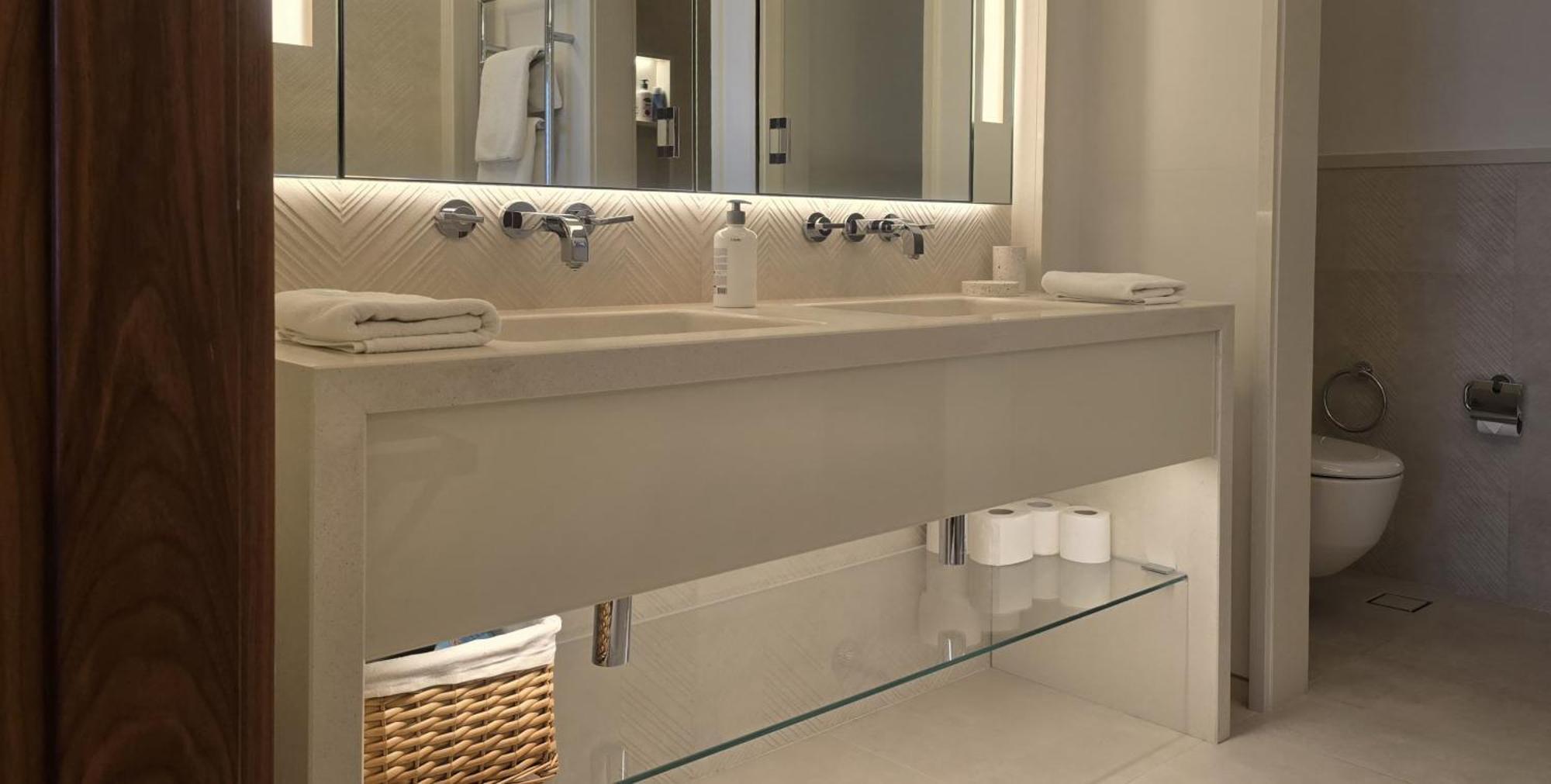 Porto Montenegro Luxurious Elena 蒂瓦特 外观 照片